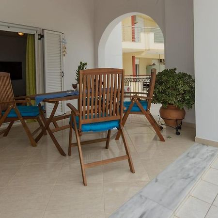 Thano'S Stylish Flat Just 150M To The Beach Faraí Esterno foto