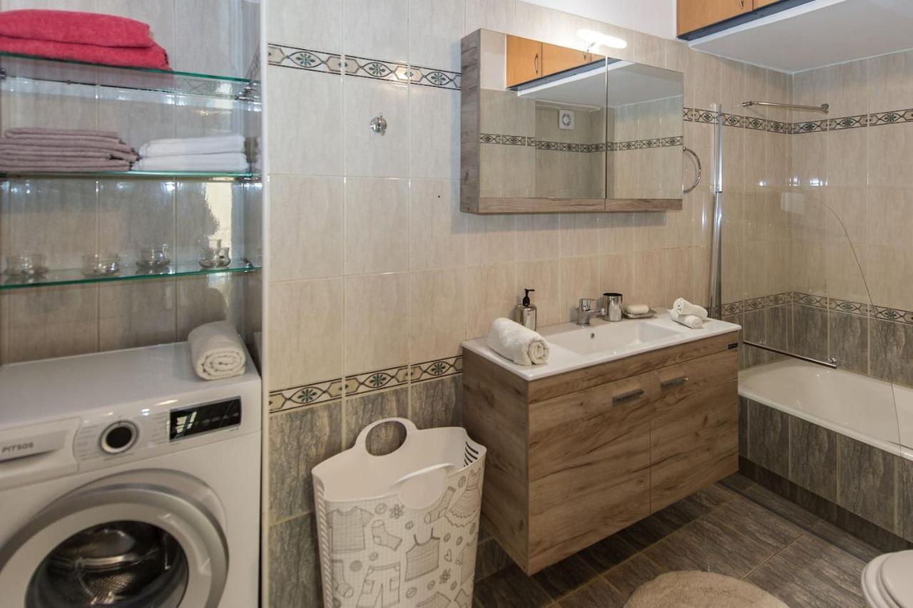 Thano'S Stylish Flat Just 150M To The Beach Faraí Esterno foto